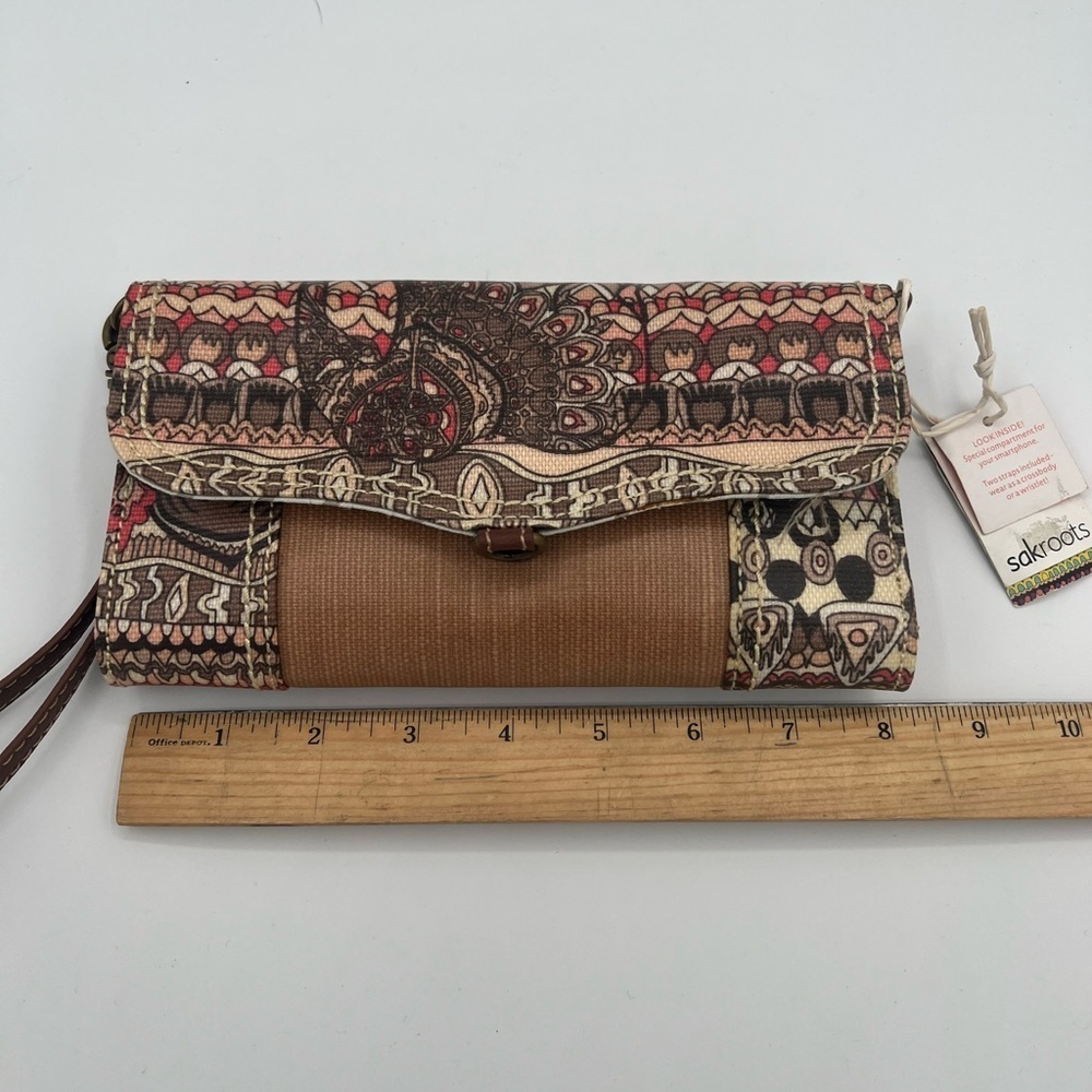 NWT Sakroots Pink and Brown Patterned wallet/wristlet - Picture 5 of 10